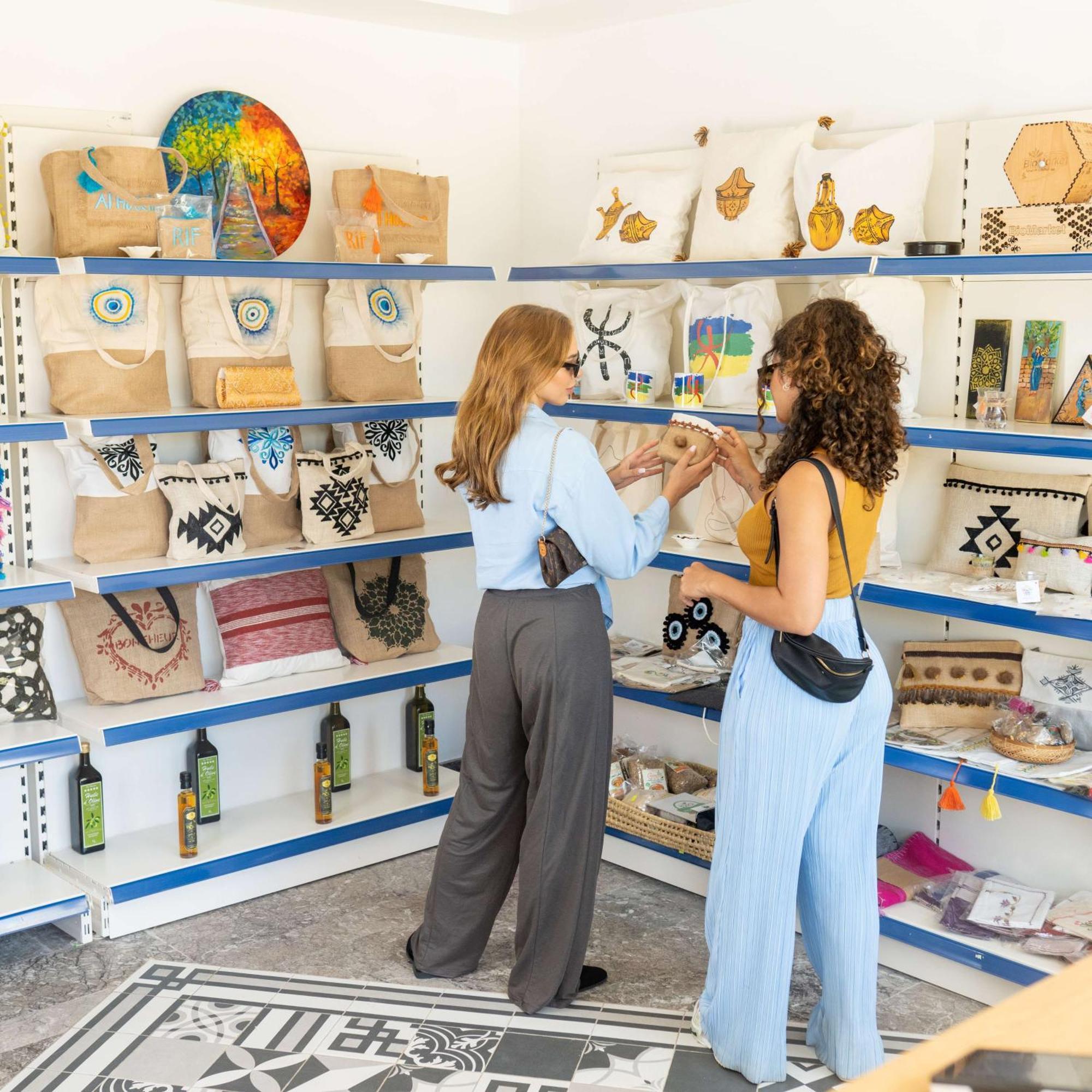 Radisson Blu Resort Al Hoceima Al Hoceïma Exterior foto Souvenir shop in Santorini, Greece