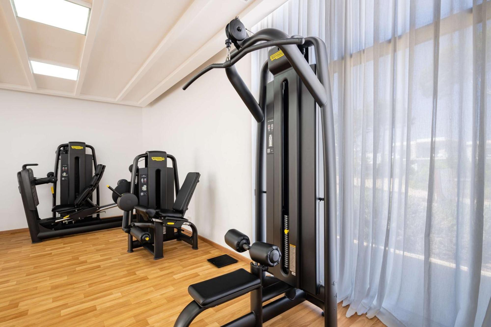 Radisson Blu Resort Al Hoceima Al Hoceïma Exterior foto A Technogym selection