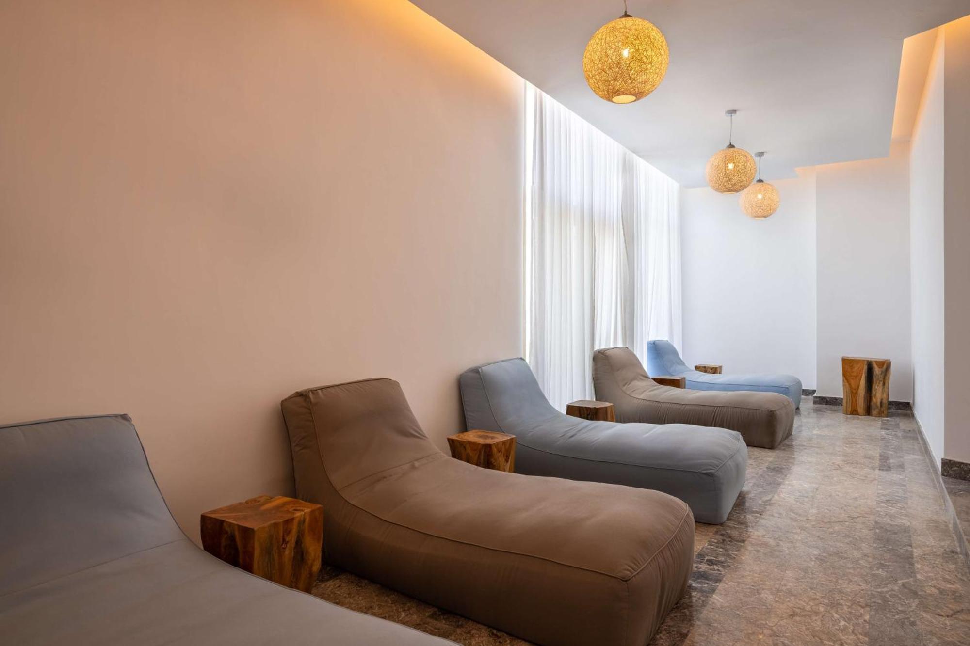 Radisson Blu Resort Al Hoceima Al Hoceïma Exterior foto The spa at the hotel