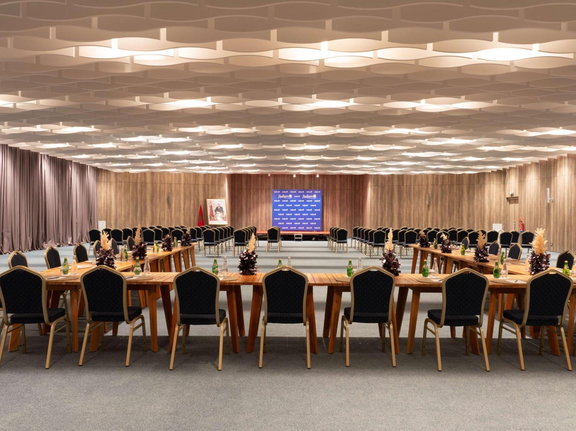 Radisson Blu Resort Al Hoceima Al Hoceïma Exterior foto The conference hall