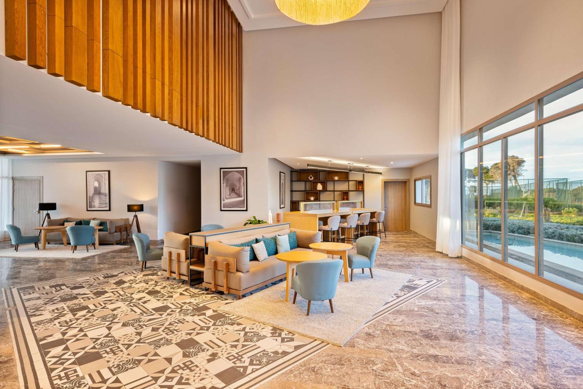 Radisson Blu Resort Al Hoceima Al Hoceïma Exterior foto The lounge at the airport